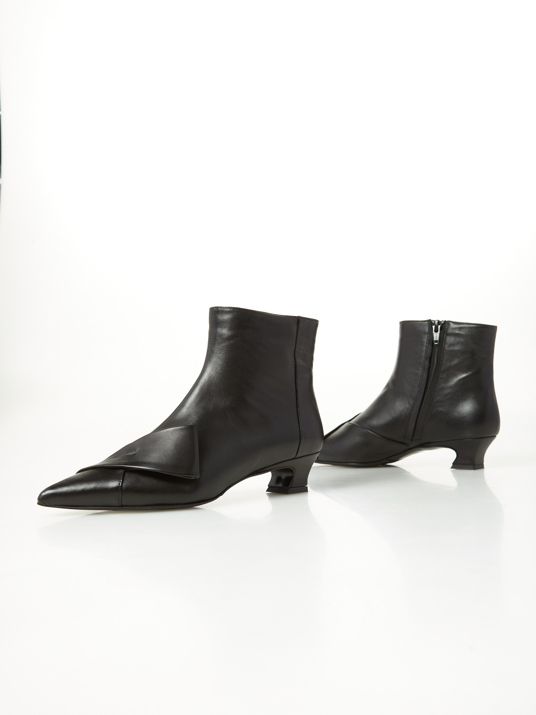 Acquisto Leather Ankle Boot F0545554-0607 Sconti Fino Al 70%